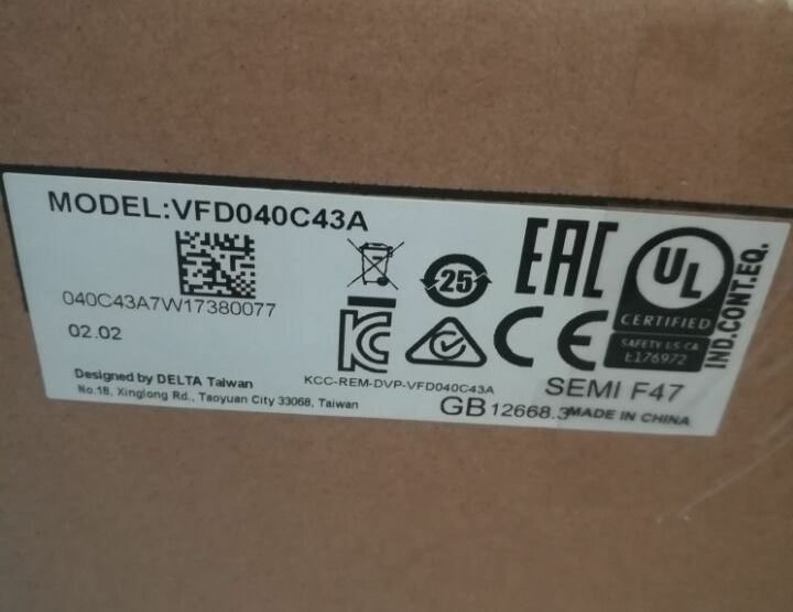 Частотный преобразователь DELTA VFD040C43A