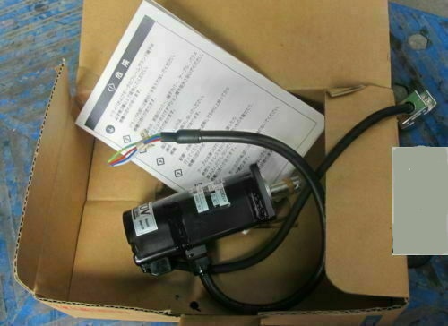 Серводвигатель R88M-U10030VA-S1