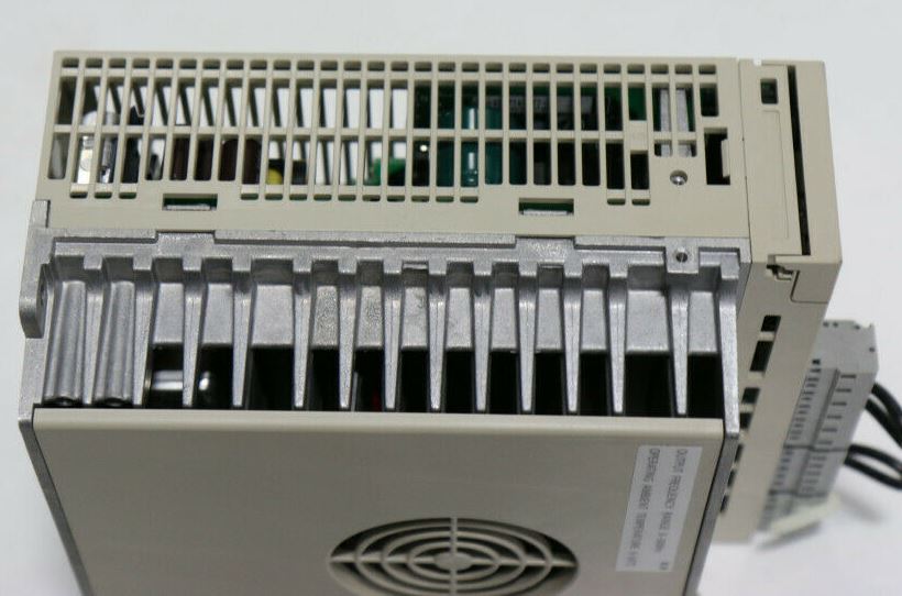 Yaskawa сервопривод SGDM-08ADA