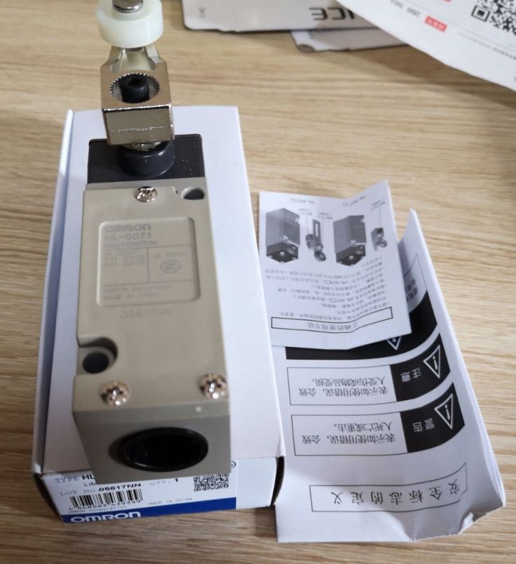 Концевой выключатель HL5071